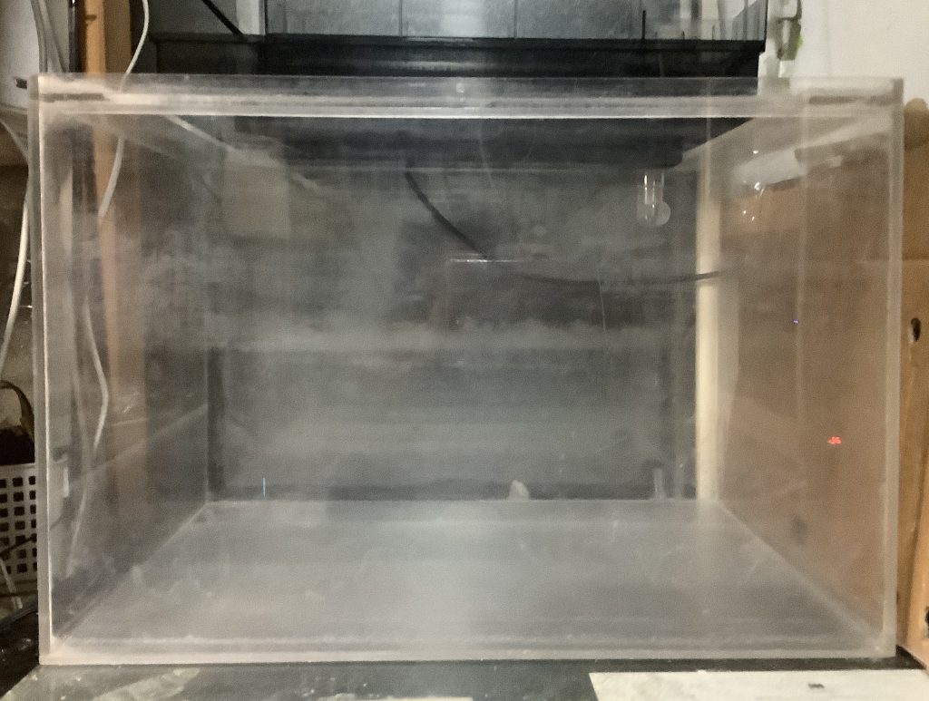 Used 60cm wide acrylic tank